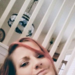 Meet your Posher, Cecilia